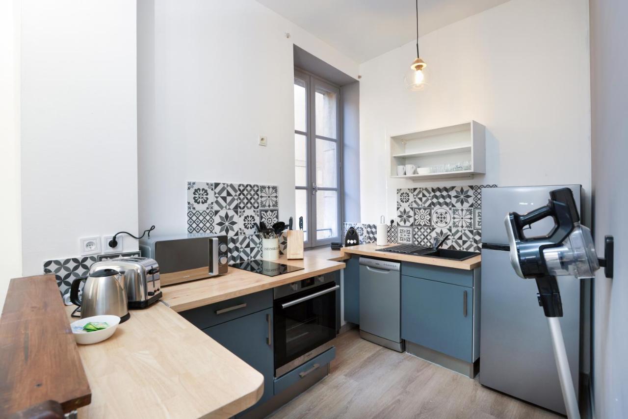 Апартаменты N1 Des Etudes Cosy Duplex Netflix Balcon Conciergeriedamecarcas Каркассон Экстерьер фото